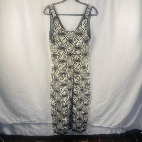 House of Harlow 1960 Sleeveless Black‎ & White Geometric Sweater Dress Medium - Picture 6 of 6
